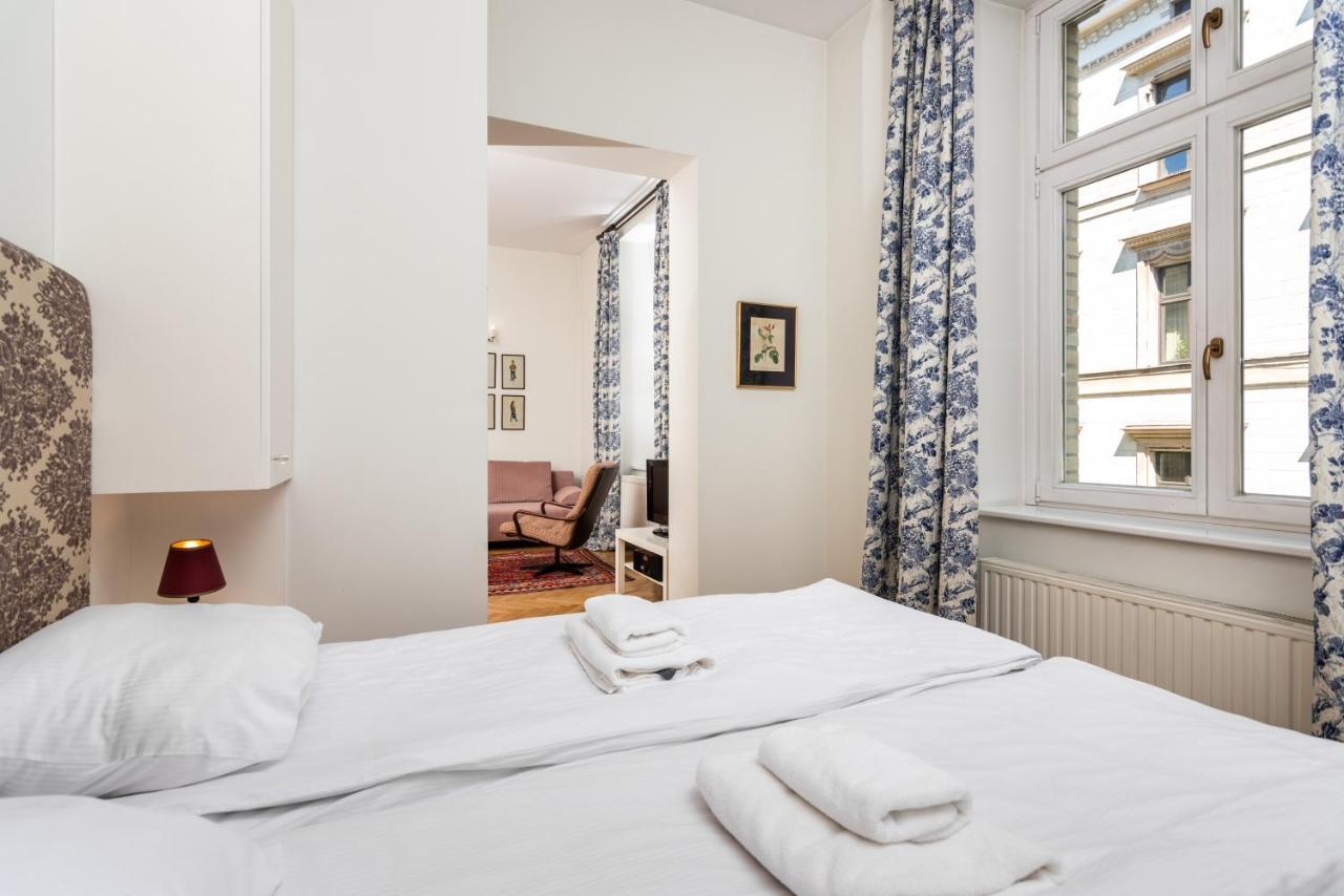 Classy Old Town Suites - By Upstairs Krakau Exterior foto