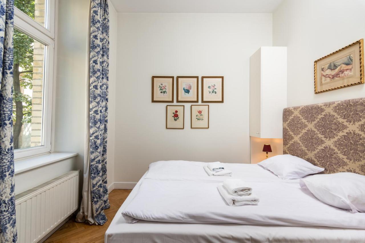 Classy Old Town Suites - By Upstairs Krakau Exterior foto