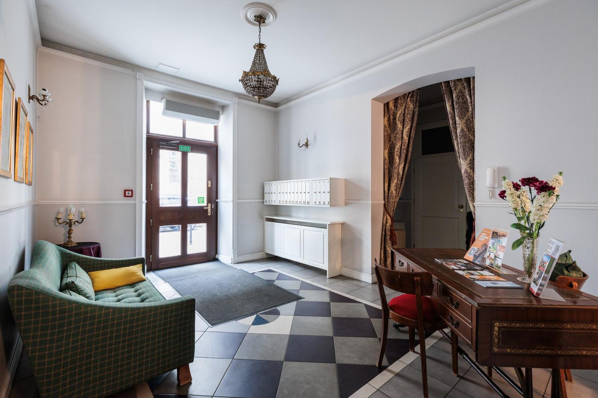Classy Old Town Suites - By Upstairs Krakau Exterior foto
